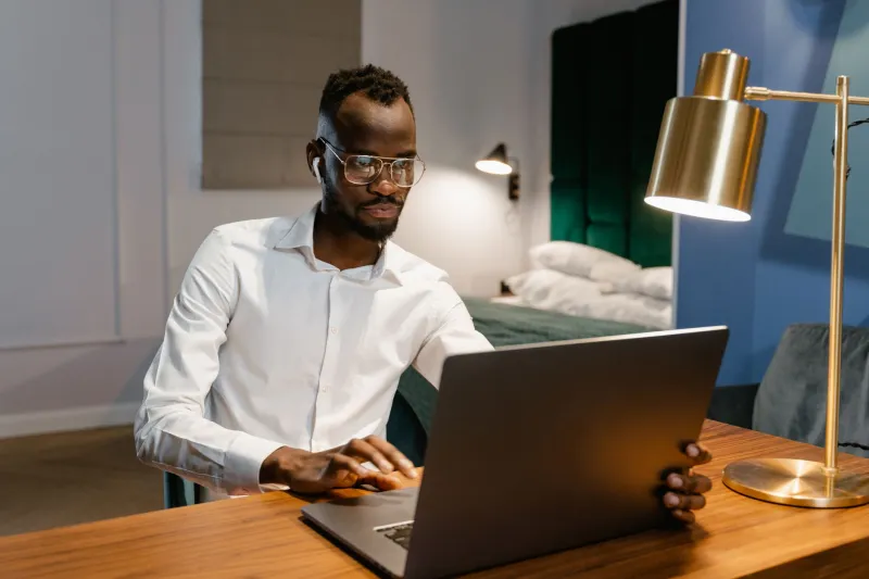 Beyond the Commute: How Remote Work Has Unlocked a New Era of Career Growth for Mid-Level Professionals